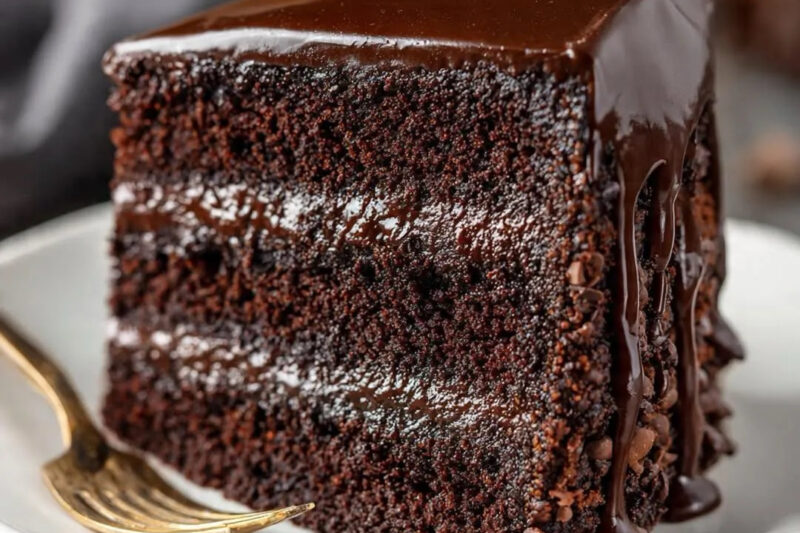 Triple Chocolate Cake Recipe – Rich, Moist & Ultimate Chocolate Lover’s Dessert