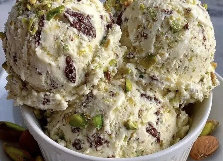 Mediterranean Pistachio & Honey Ice Cream (Healthy): A Creamy, Guilt-Free Dessert