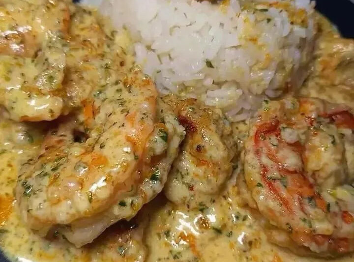 Southern Garlic Shrimp & Salmon over Rice – Easy Cajun Seafood Recipe
